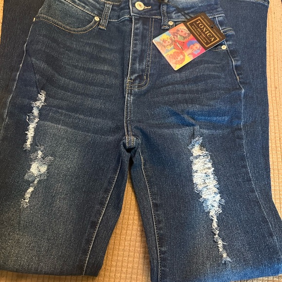 SOLD❣️Tóxica 1983 Jeans - Picture 2 of 4
